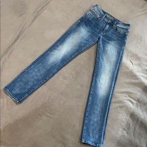 American Eagle medium Wash slim straight 28x34